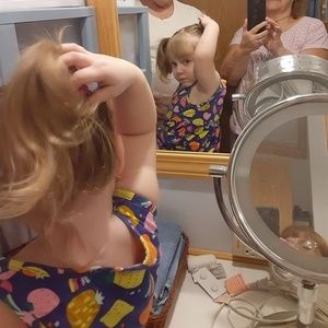 Meet your Posher, Shanel